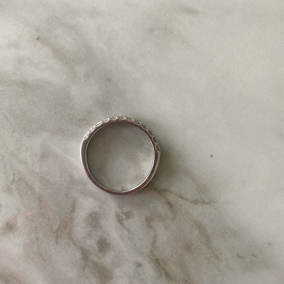 Diamond Ring - Picture 3 of 3